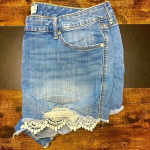 Torrid lace shorts